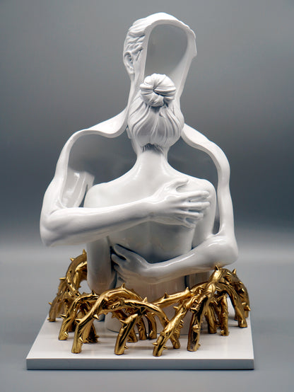 Shelter Sculpture White edition. Thorns Structure optional